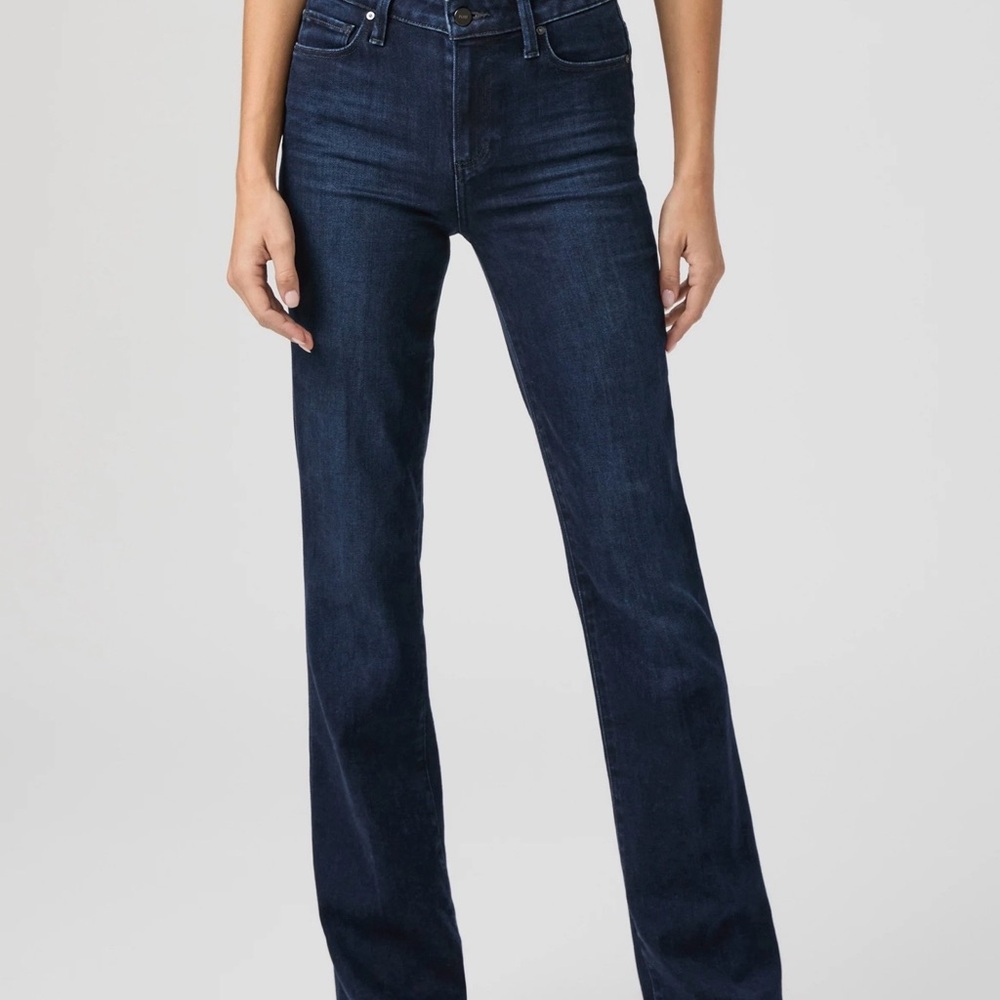 PAIGE Women's Indigo Straight Leg Jeans
Regular Fit.
